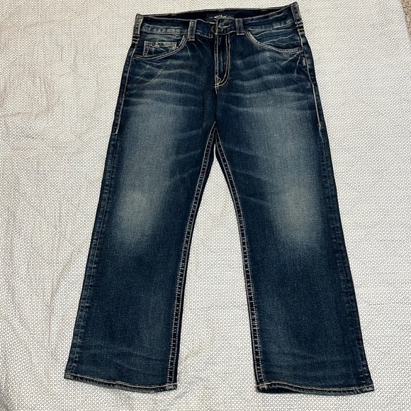 Silver Jeans ZAC Waist 32 Length 30 never worn for sale.  A relaxed fit jeans. - Picture 1 of 10